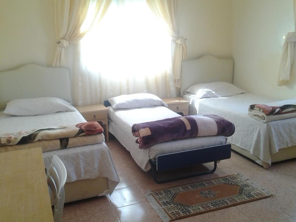Maison D'Hotes Afoulki Tafraout Rom bilde